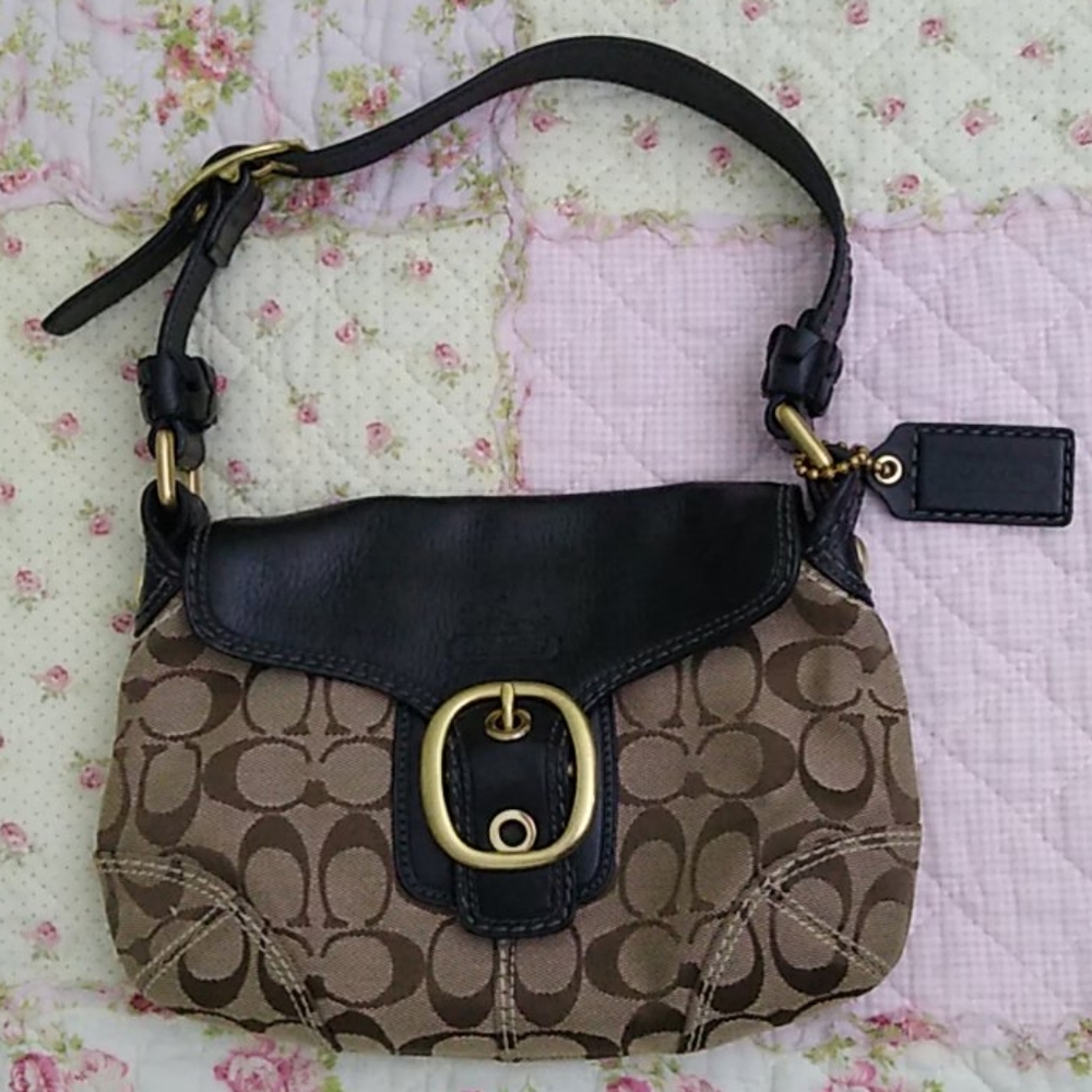 Coach iconic signature leather hobo shoulder bag J